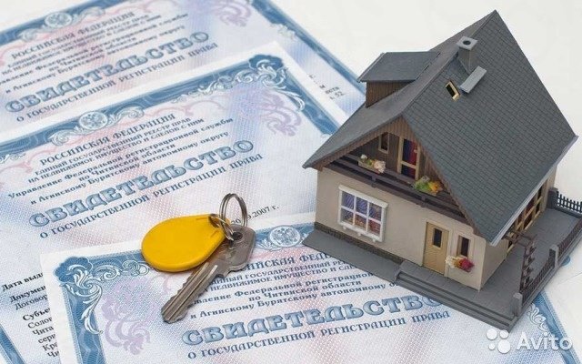 На Камчатке уголовница работала юристом и обманывала граждан с покупкой квартир