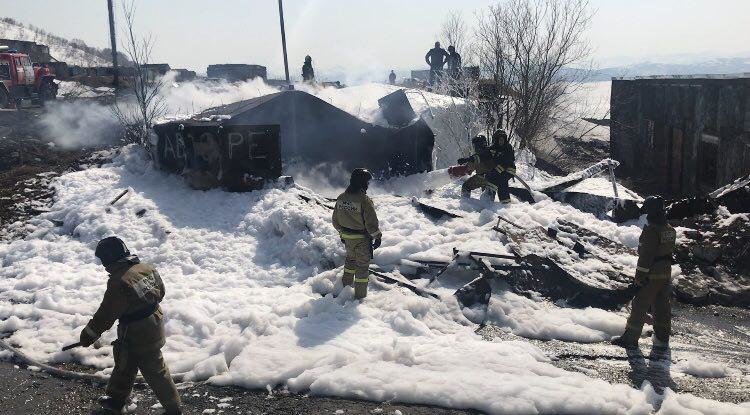 Резервуар с топливом загорелся в Петропавловске