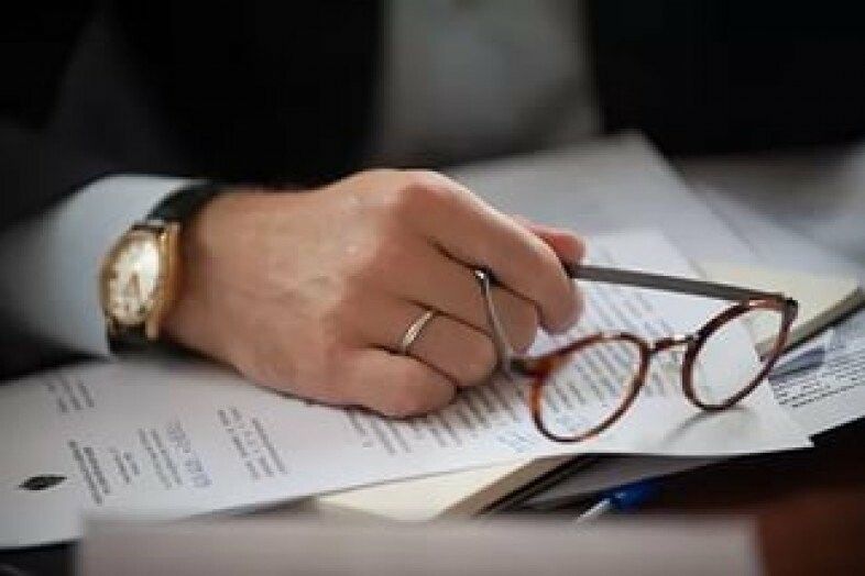 Мошенничество с документами. Стадии правового исследования. Исследование письменных материалов дела. Исследование письменных материалов дела. Судебная лингвистическая экспертиза.