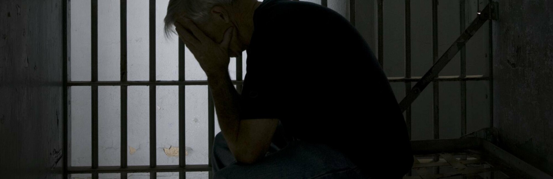 Елизовчанин получил 7 лет «строгача» за то, что в пьяном угаре забил насмерть товарища