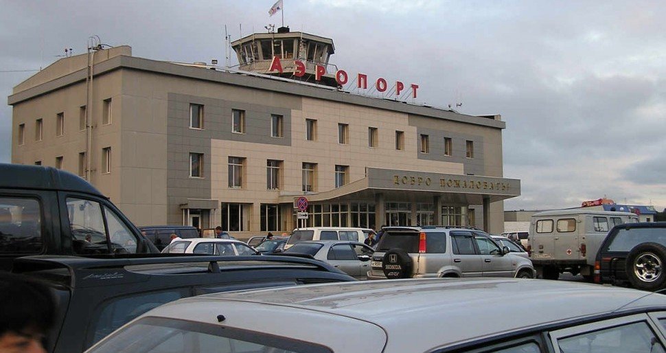 Работу паркоматов приостановили в главном аэропорту Камчатки