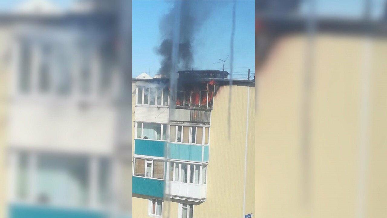 Двоих детей спасли пожарные из горевшей квартиры в Петропавловске