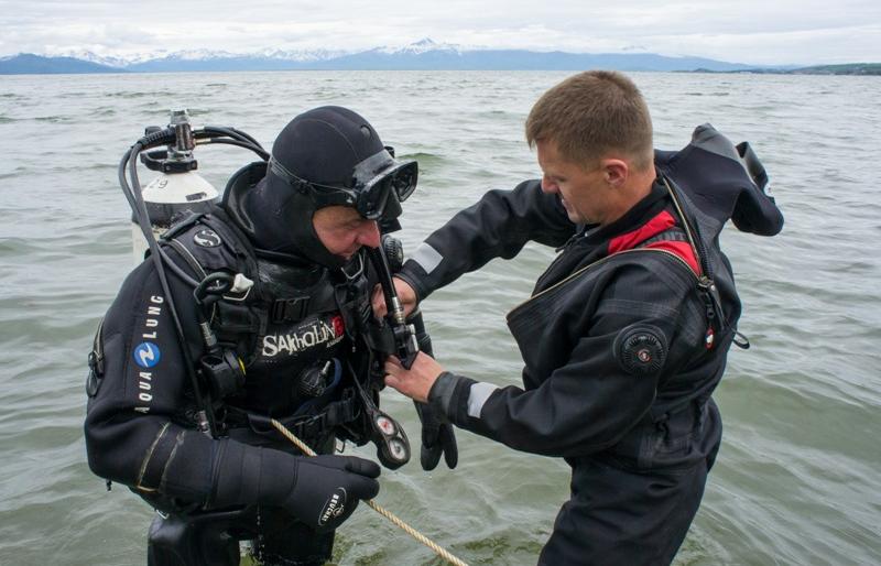 На Камчатке водолазы сдают экзамены