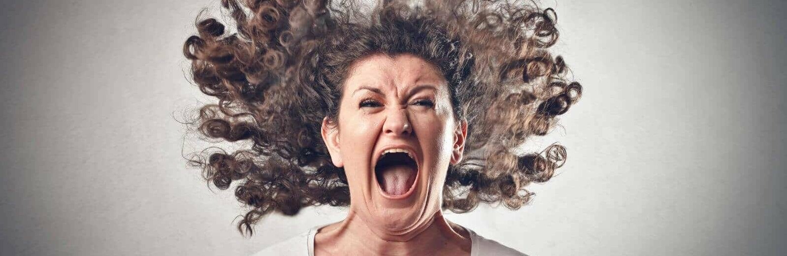 На Камчатке пьяная мать пятерых детей пыталась избить сотрудницу полиции