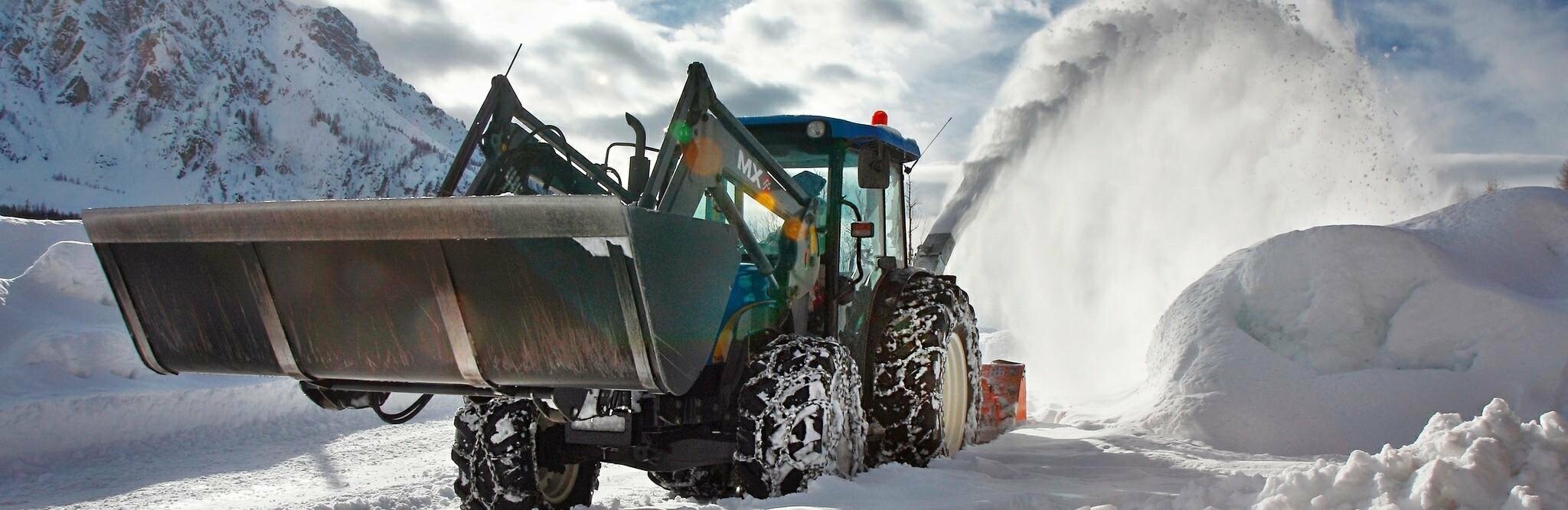 Дорожники Петропавловска встретят зиму  с новой спецтехникой