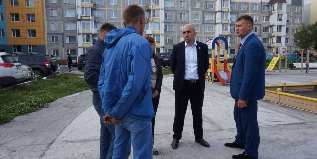 Мэр Петропавловска раскритиковал подрядчиков за бездействие