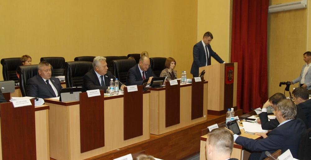 Тарифы, здравоохранение и благоустройство – расходы краевой казны увеличены почти на 1,5 млрд руб.