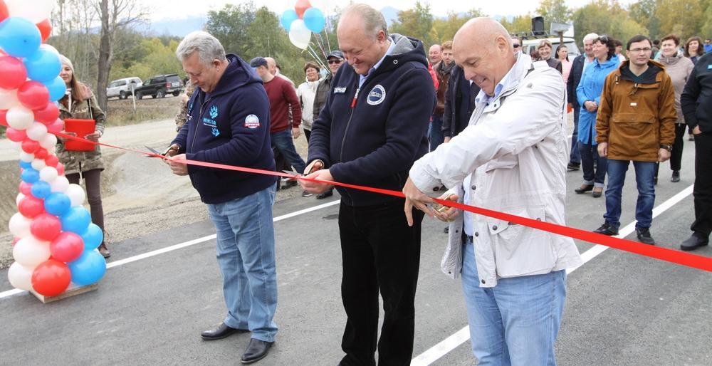 На Камчатке открыт для движения новый мост через реку Кирганик