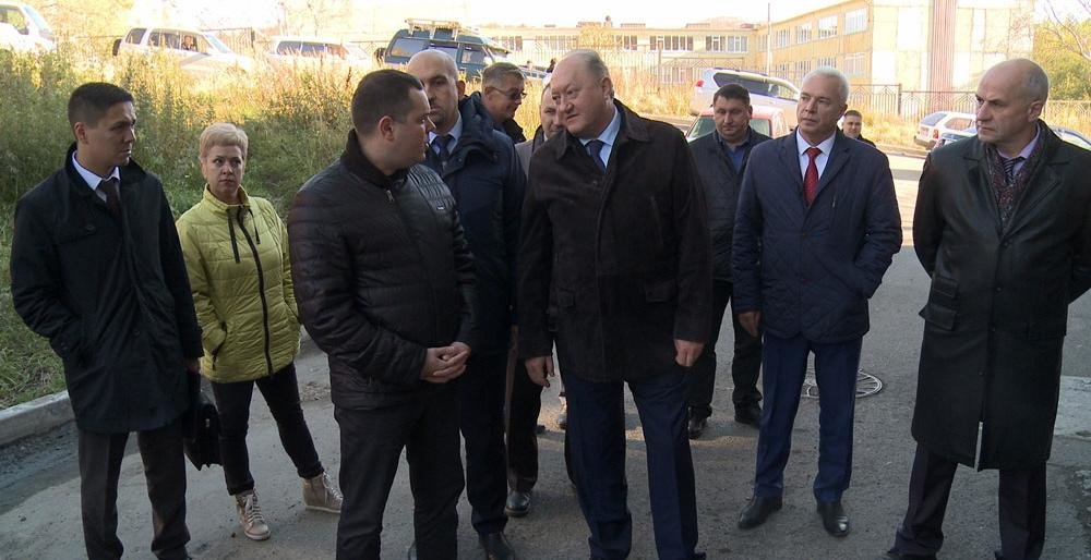 Губернатор потребовал от властей Петропавловска навести порядок в городских микрорайонах