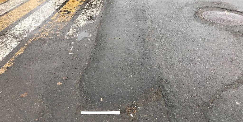 Елизовские дорожники соорудили опасный пандус на пешеходной «зебре»