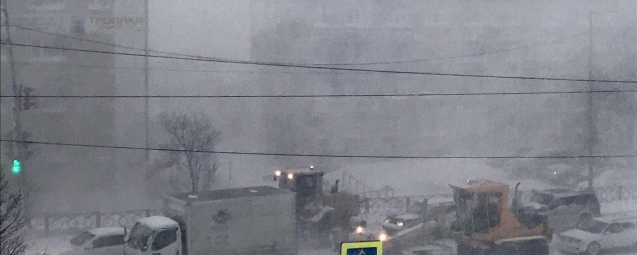 Мэрия: на дорогах Петропавловска работает 86 единиц снегоочиститель... Мэрия: на дорогах Петропавловска работает 86 единиц снегоочистительной техники