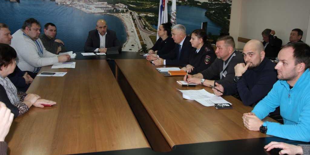 В мэрии Петропавловска обсудили работы по снегоочистке города