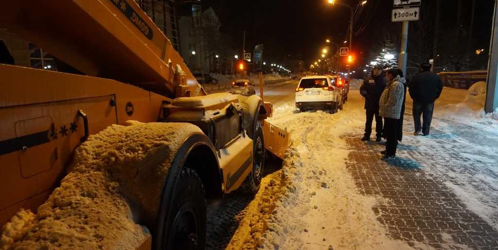 За ночь с дорог Петропавловска вывезено более 5 тысяч кубометров снега