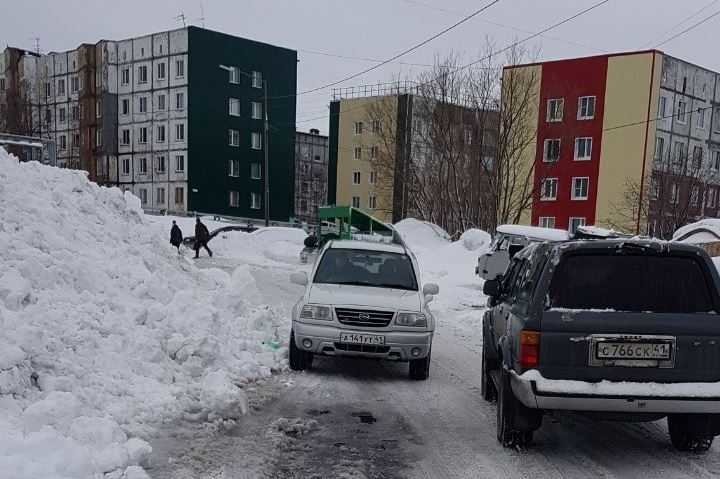 В Петропавловске штрафуют за складирование снега в неположенном месте