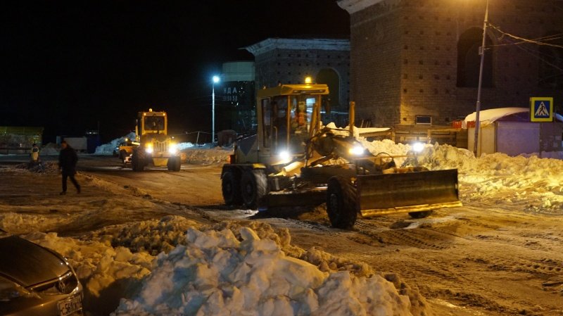 Из Петропавловска с начала года вывезли 500 тыс. кубометров снега