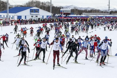 На Камчатке более 5000 участников вышли на старт «Лыжни России»