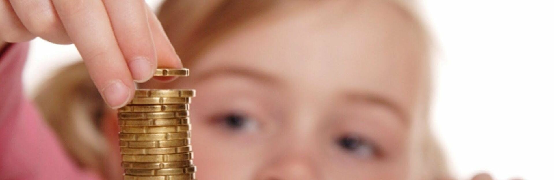 В Петропавловске отец выплатил дочери алименты только из-за командировки