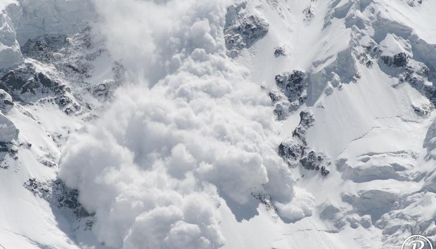 МЧС: На Камчатке вновь объявлена лавиноопасность МЧС: На Камчатке вновь объявлена лавиноопасность