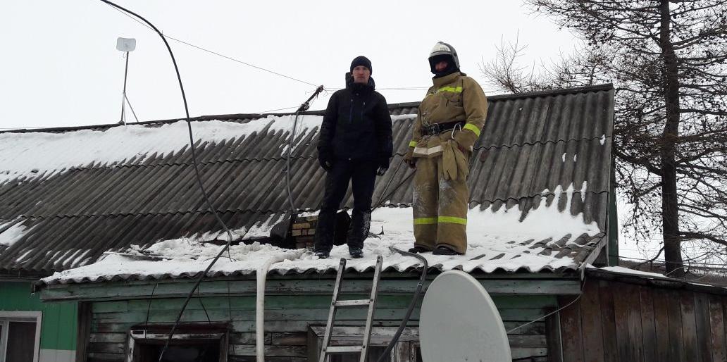 На Камчатке наградят героя, вытащившего ребенка из горящего дома