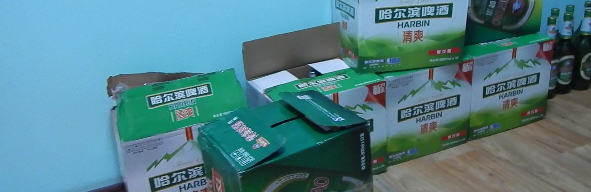 Камчатская таможня изъяла у моряка 50 литров пива