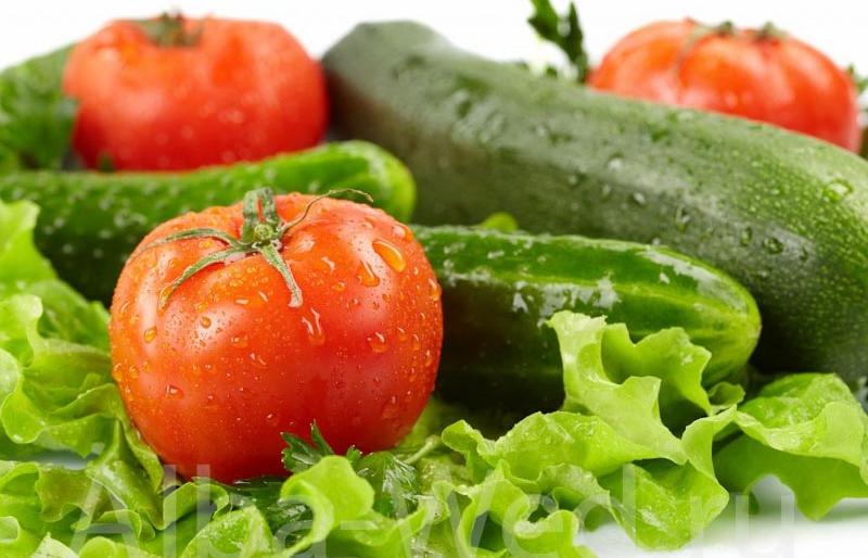 Дешевые огурцы и помидоры появятся на камчатских прилавках