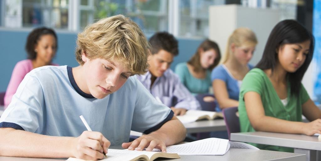 Школьников Петропавловска выучат на санитаров и автоматчиков