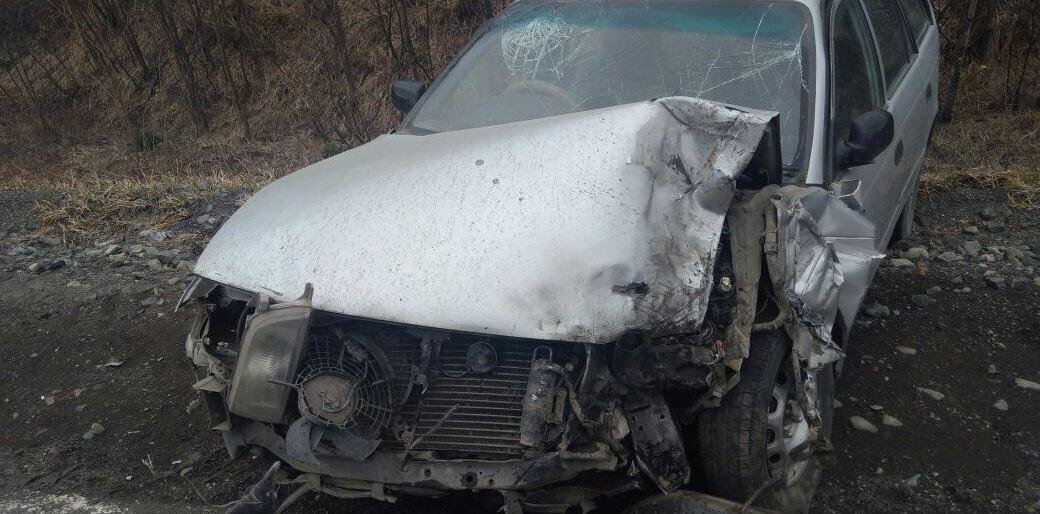 В Елизово на «Садовом кольце» легковушка влетела в КАМАЗ