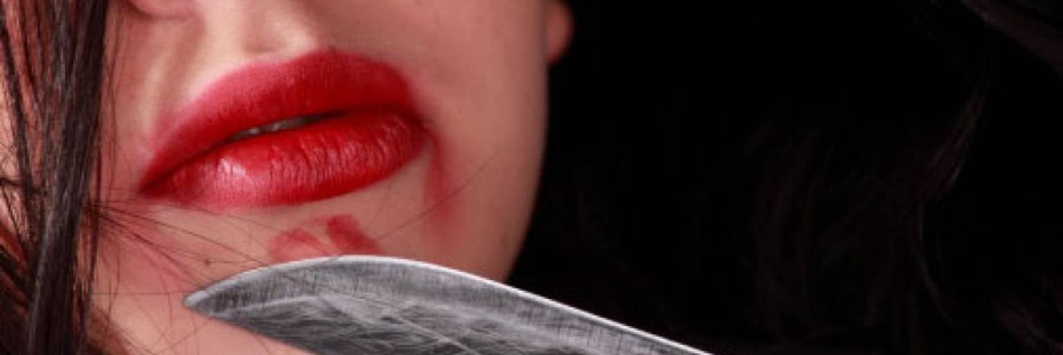 Прыснула в лицо дихлофосом и всадила нож в живот – на Камчатке поссорились влюбленные 