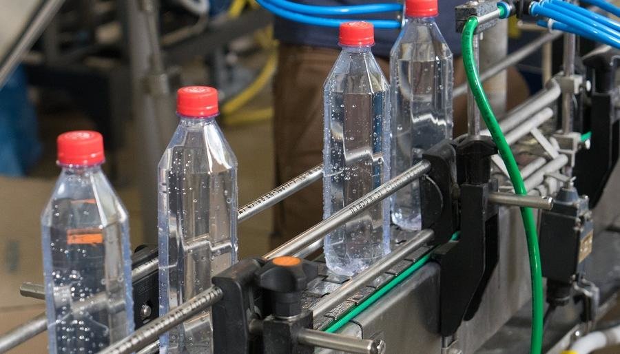 Камчатка начала производство воды для Китая