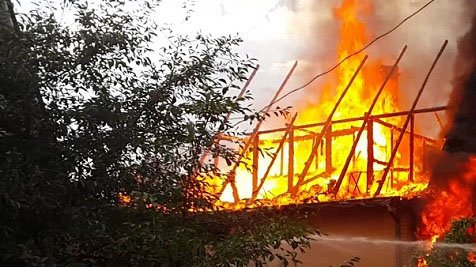 На "Пятой стройке" едва не сгорел дачный дом