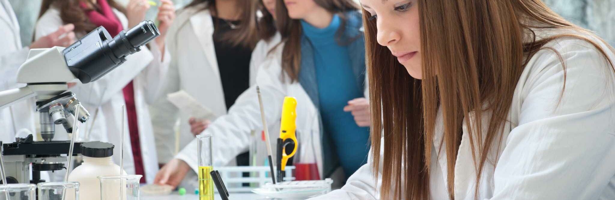 33 камчатских абитуриента приняты в ведущие медвузы России