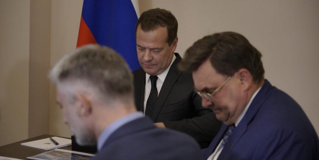 Медведев: терминал по перегрузке СПГ на Камчатке позволит утроить объемы перевозок по Севморпути