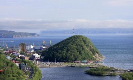 Спасатели сняли двух детей с Никольской сопки в Петропавловске