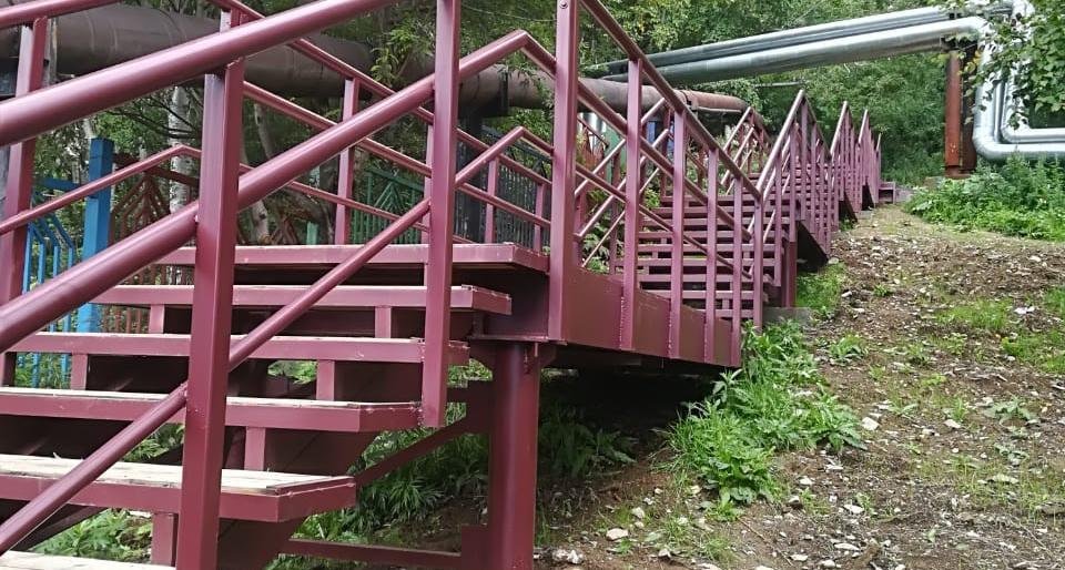Ремонт лестничных переходов завершается в Петропавловске