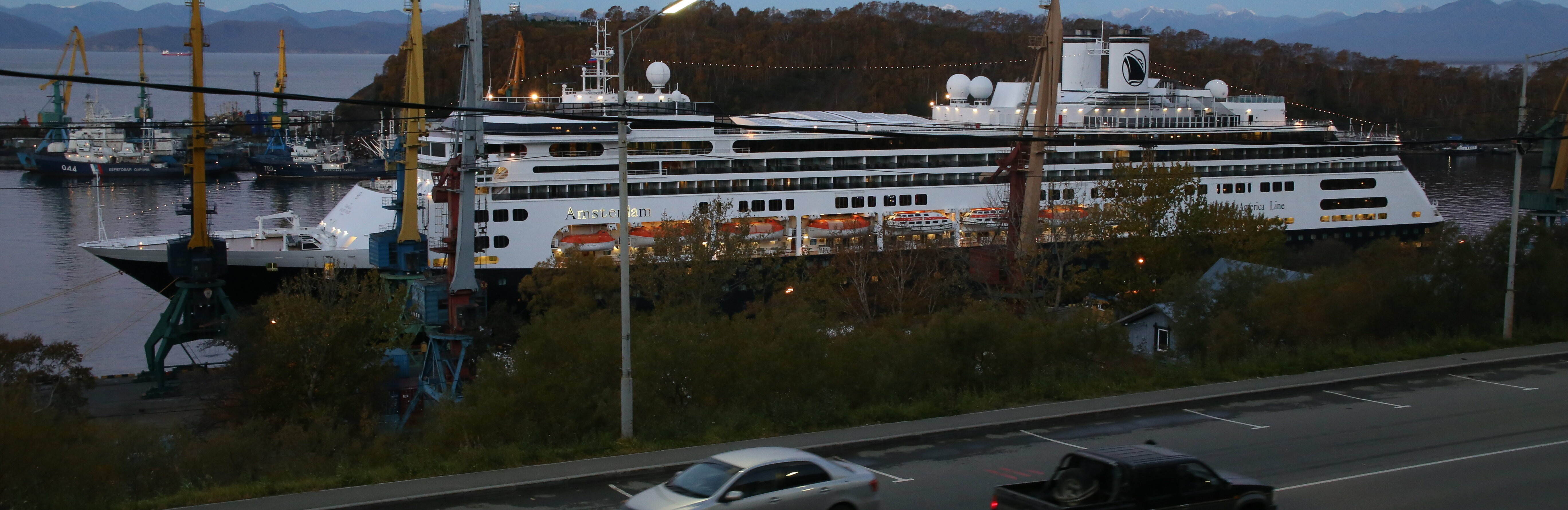 Лайнер «Amsterdam» завершает круизный сезон 2018 года на Камчатке