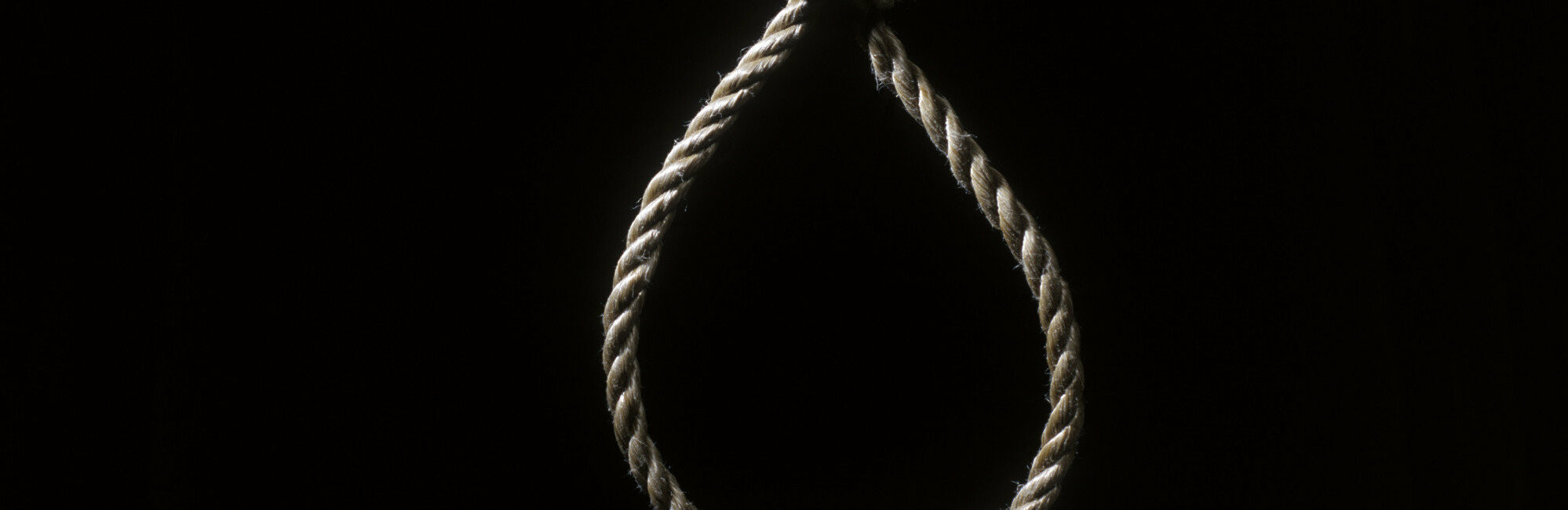 На Камчатке многодетную беременную мать нашли в петле