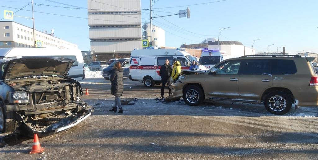 Два медика пострадали в ДТП в Петропавловске