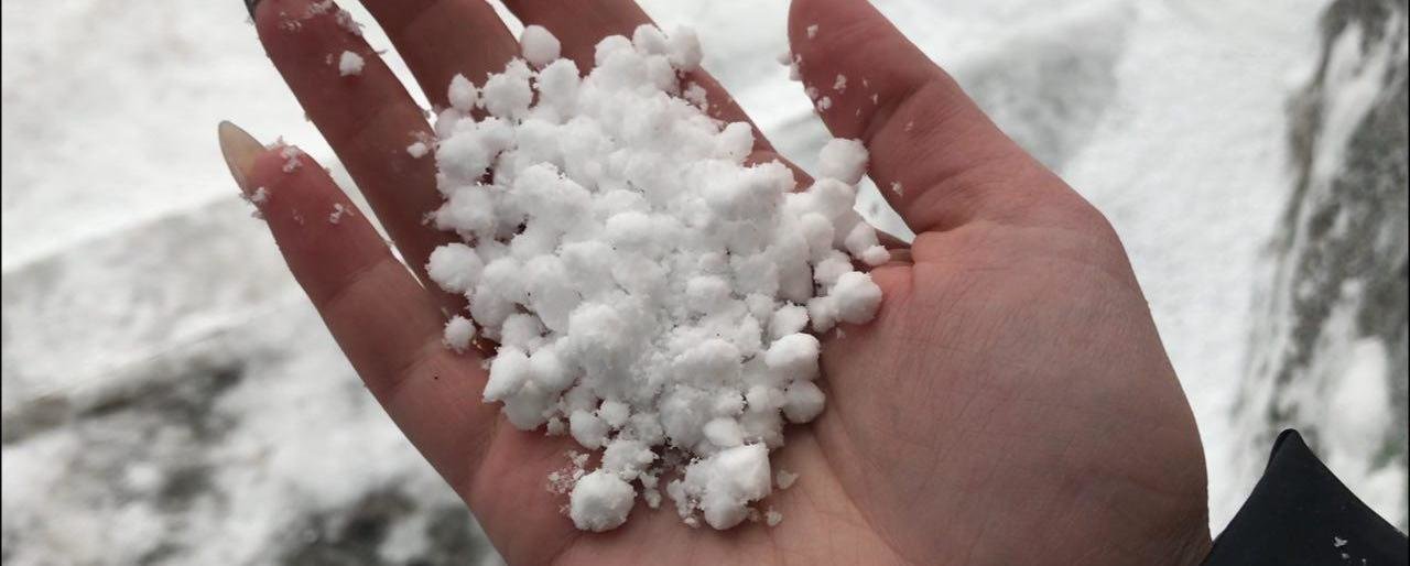 На Камчатке бедокурит мощный циклон