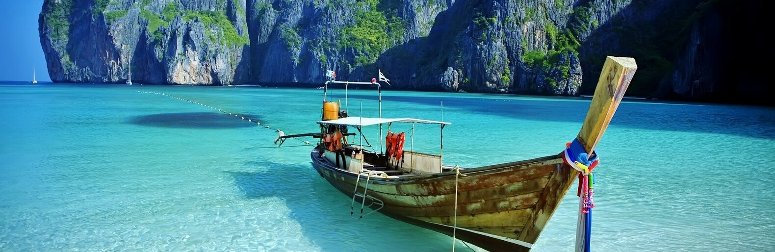 Более 650 камчатцев улетели отмечать Новый год в Таиланд