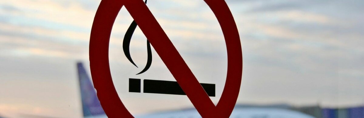 Курение на борту самолета дорого обойдется жителю Камчатки 