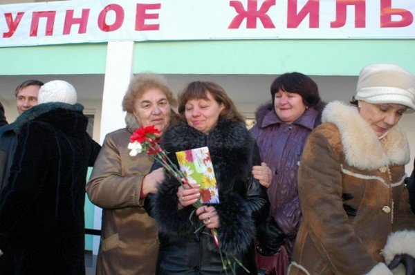 Семнадцать евпаторийских семей получили «доступное» жилье (фото), фото-6