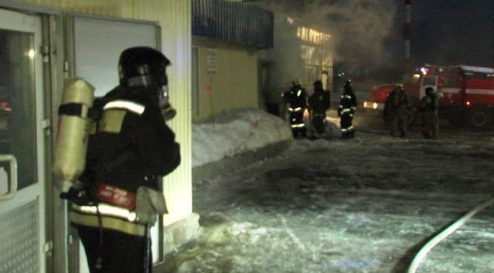 В Петропавловске сгорела бойлерная парикмахерской на 5 км, фото-2